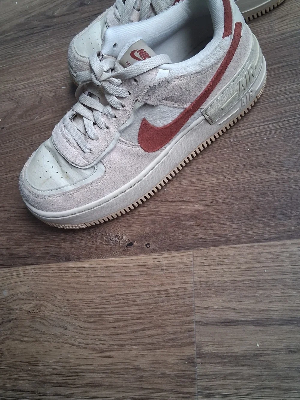 Nike Air Force 1 Sneakers in Cream and Red